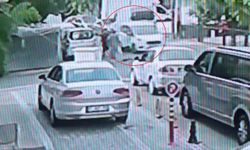 Manavgat’ta hafif ticari araca çarpan patenli çocuk yaralandı
