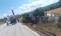 Tavşanlı’da beton mikseri devrildi: 1 yaralı