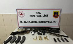Bulanık’ta çok sayıda silah ve mühimmat ele geçirildi