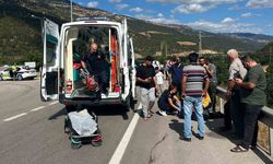 Kavşakta otomobilin çarptığı yaya hayatını kaybetti