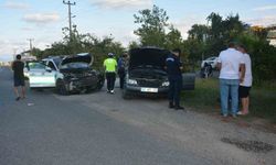 Ordu’da kontrolden çıkan otomobil, polis otosuna çarptı: 2 yaralı