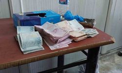 Temizlik personeli bulduğu poşet dolusu parayı polise teslim etti