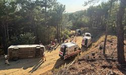Kazdağları’nda tur minibüsü devrildi: 11 yaralı