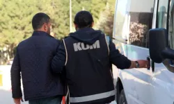 Çorum'da evinde kaçak sigara ticareti yapan kişi gözaltına alındı