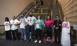 New York'ta CBS genel merkezindeki göstericiler gözaltına alındı