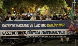 İsrail'in saldırdığı Gazze'ye İstanbul'da destek eylemi