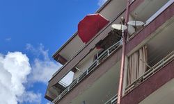 Güngören’de balkonu çöken 5 katlı bina boşaltıldı