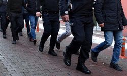 Ankara’da kendini polis olarak tanıtan dolandırıcı çetesine operasyon: 24 gözaltı
