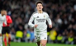 Arda Güler'in gol attığı maçta 10 kişi kalan Real Madrid, Real Sociedad'ı 2-1 yendi