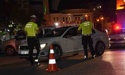 Siirt’te trafik denetimlerinde 19 araç ve sürücüsüne ceza
