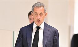 Fransa’da eski Cumhurbaşkanı Sarkozy'nin yolsuzlukla yargılandığı davada karar bugün açıklanacak