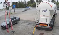 Ankara’da kontrolü kaybeden otomobil tankere çarptı: 3 ölü, 2 yaralı
