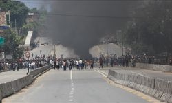 Şiddetli protestolarla çalkalanan Nepal'de ordu sokağa indi