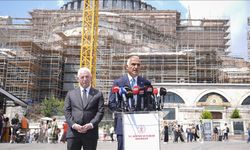 Bakan Ersoy, Ayasofya'daki restorasyon ve güçlendirme çalışmalarını yerinde inceledi