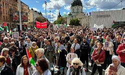 İsveç'te yüzlerce kişi İsrail'in Gazze işgalini protesto etti