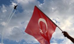 SOLOTÜRK, Sivas Kongresi'nin 106. yıl dönümünde gösteri uçuşu gerçekleştirdi