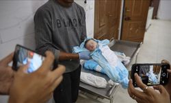 İsrail'in Gazze'de dayattığı açlık hamile kadınlarda düşük ve prematüre bebeklerde ölümlere yol açıyor