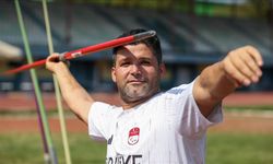 Milli para atlet Muhammet Khalvandi, Dünya Şampiyonası'nda altın madalya kazandı
