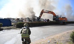 Ankara'da depolama tesisinin çöplüğünde yangın