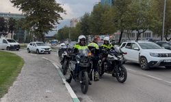 Boş bırakılan valiz ekipleri teyakkuza geçirdi