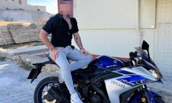 tüfekle oynarken kazara kendini vurdu