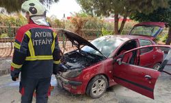 Otomobil seyir halindeyken dumanlar yükseldi