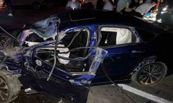 Amasya’da otomobil ile tır çarpıştı: 1’i ağır 5 yaralı