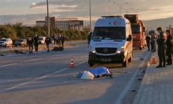 Otomobille motosiklet çarpıştı: 1 ölü, 3 yaralı