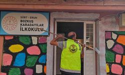 Siirt’te arama kurtarma ekibinden köy okuluna renkli dokunuş