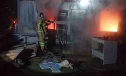 Yazlık sitede bulunan depoda yangın çıktı