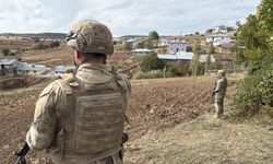 Komşusunu öldüren firari jandarmaya ateşle karşılık verdi, yaralı şekilde yakalandı