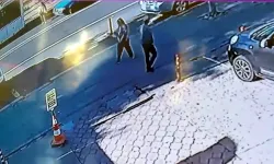 Yalova'da 3 yayanın otomobilin çarpmasından son anda kurtulması güvenlik kamerasında