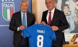 TFF Başkanı Hacıosmanoğlu, İtalya Futbol Federasyonu Başkanı Gabriele Gravina'yı ziyaret etti