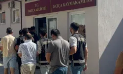 Muğla'da tekneyle yurt dışına kaçmaya çalışan 8'i FETÖ sanığı 11 kişi tutuklandı