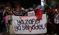 Aydın'da Küresel Sumud Filosu'na destek yürüyüşü yapıldı