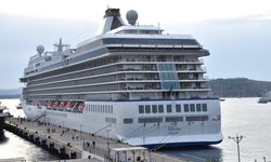 "Marina" kruvaziyeri 1194 yolcusuyla Bodrum'a geldi
