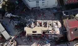Gebze'de çöken binadan 2 cansız beden çıkarıldı: 3 kişiyi arama çalışmaları devam ediyor
