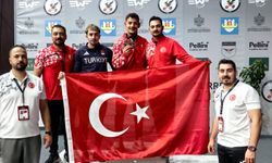 Genç milli halterci Engin Kara, Avrupa Şampiyonası'nda 2 bronz madalya kazandı