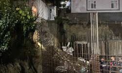 Gebze'de inşaat temeli yanındaki müstakil evin duvarı çöktü: 4 kişilik aile tahliye edildi