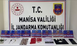 Jandarma uyuşturucu tacirini suçüstü yakaladı