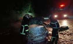 Burdur'da seyir halindeyken yanan otomobil kullanılmaz hale geldi