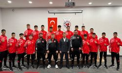 Bilecik'ten Avrupa boks arenasına tarihi görev