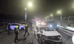 Köprü üzerinde zincirleme kaza: 4 yaralı