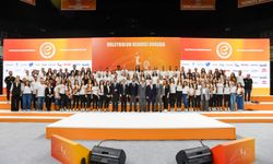 Eczacıbaşı Dynavit Kadın Voleybol Takımı, yeni sezonu Kartal'da açtığı için mutlu