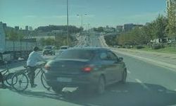 Arnavutköy’de, kırmızı ışıkta geçip yaya yolundan geçen çocukları tehlikeye atan sürücü yakalandı