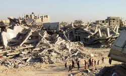 İsrail'in ateşkesi ihlal ederek Gazze'ye düzenlediği saldırılarda ölen Filistinlilerin sayısı 14'e yükseldi
