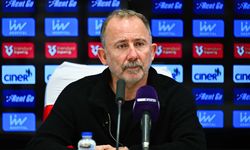 Sergen Yalçın: “Sorunumuz hemen çözülebilecek bir sorun değil”