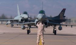 Almanya, Polonya'da Eurofighter uçakları konuşlandıracak