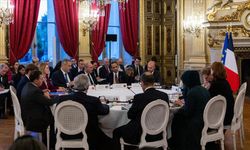Paris'te Dışişleri bakanları düzeyinde Gazze konulu toplantı başladı