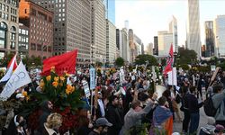 Chicago'da, Trump’ın kente Ulusal Muhafız göndermesi protesto edildi